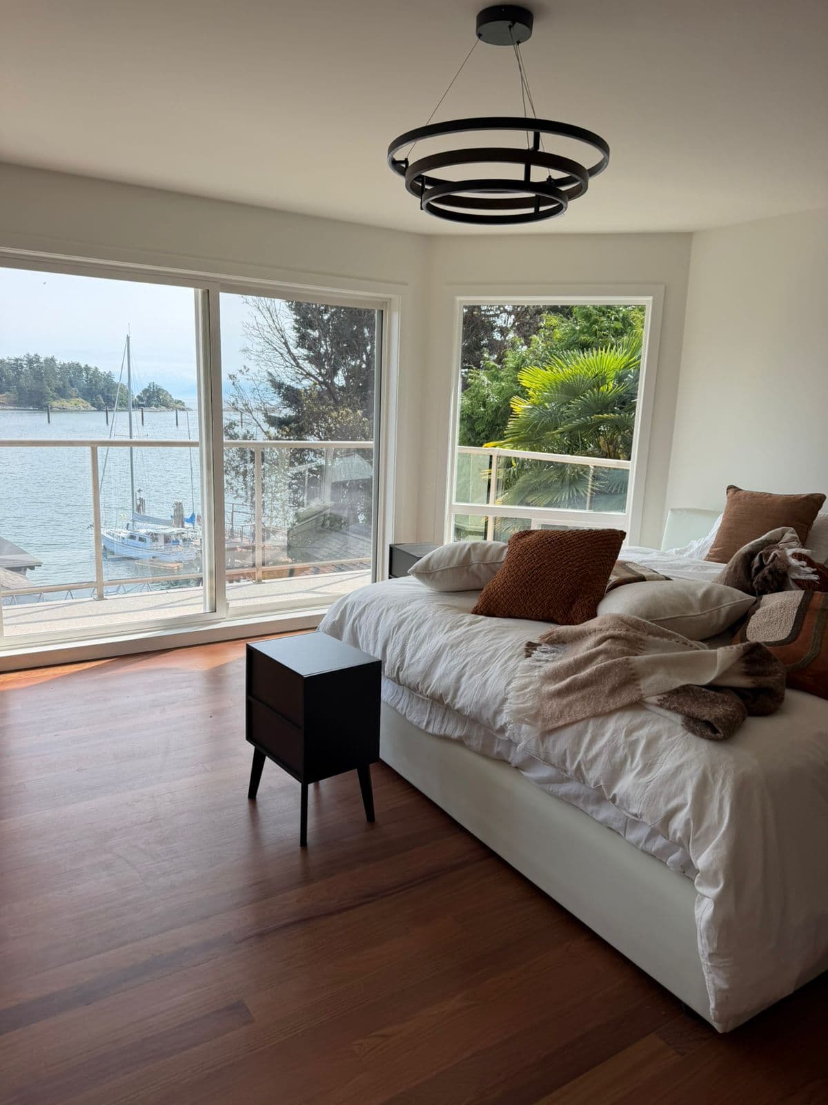 Bedroom cleaned by Fresh Space
